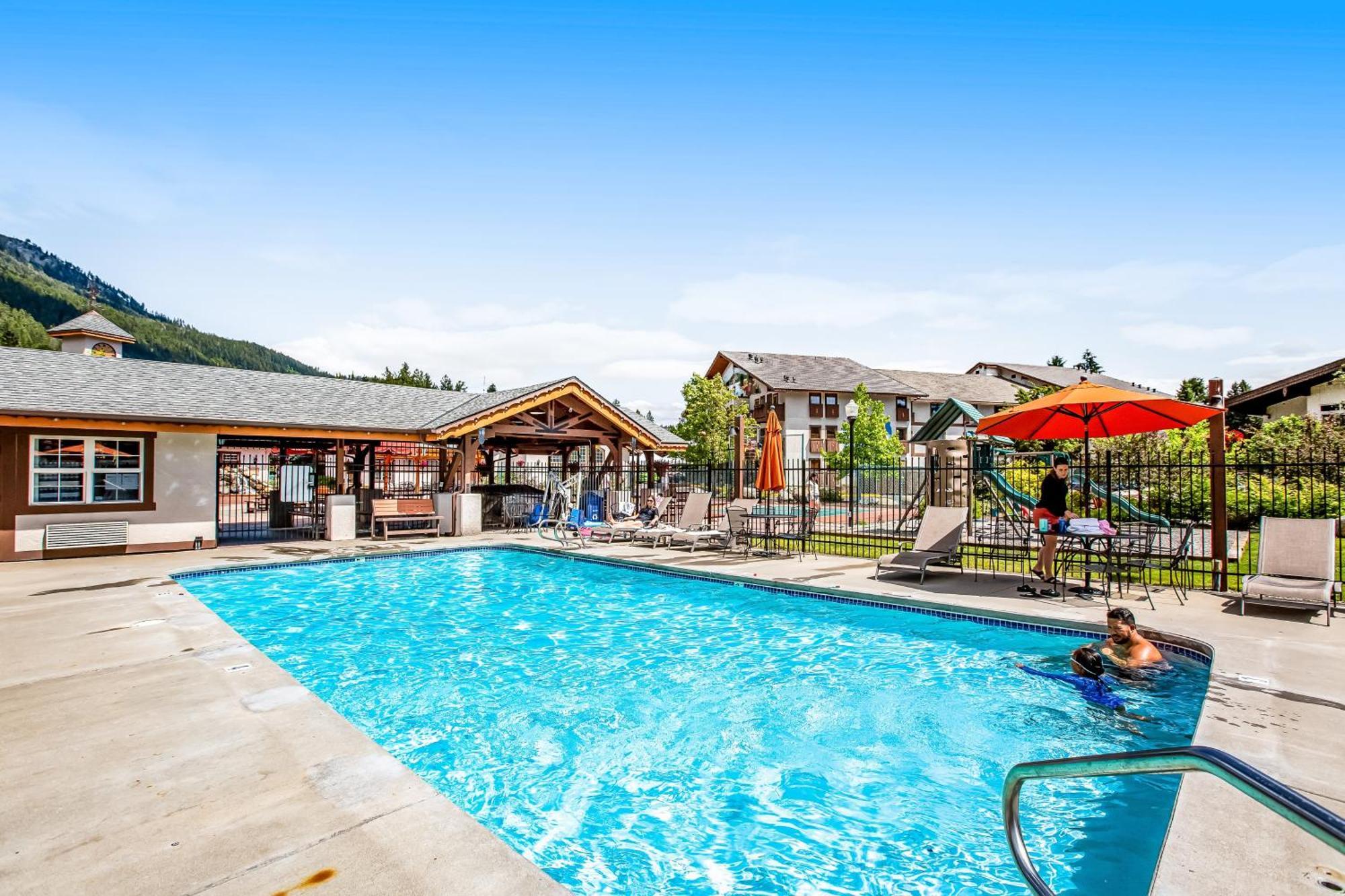 Aspen Suites 505: Enchantment Abode レブンワース エクステリア 写真