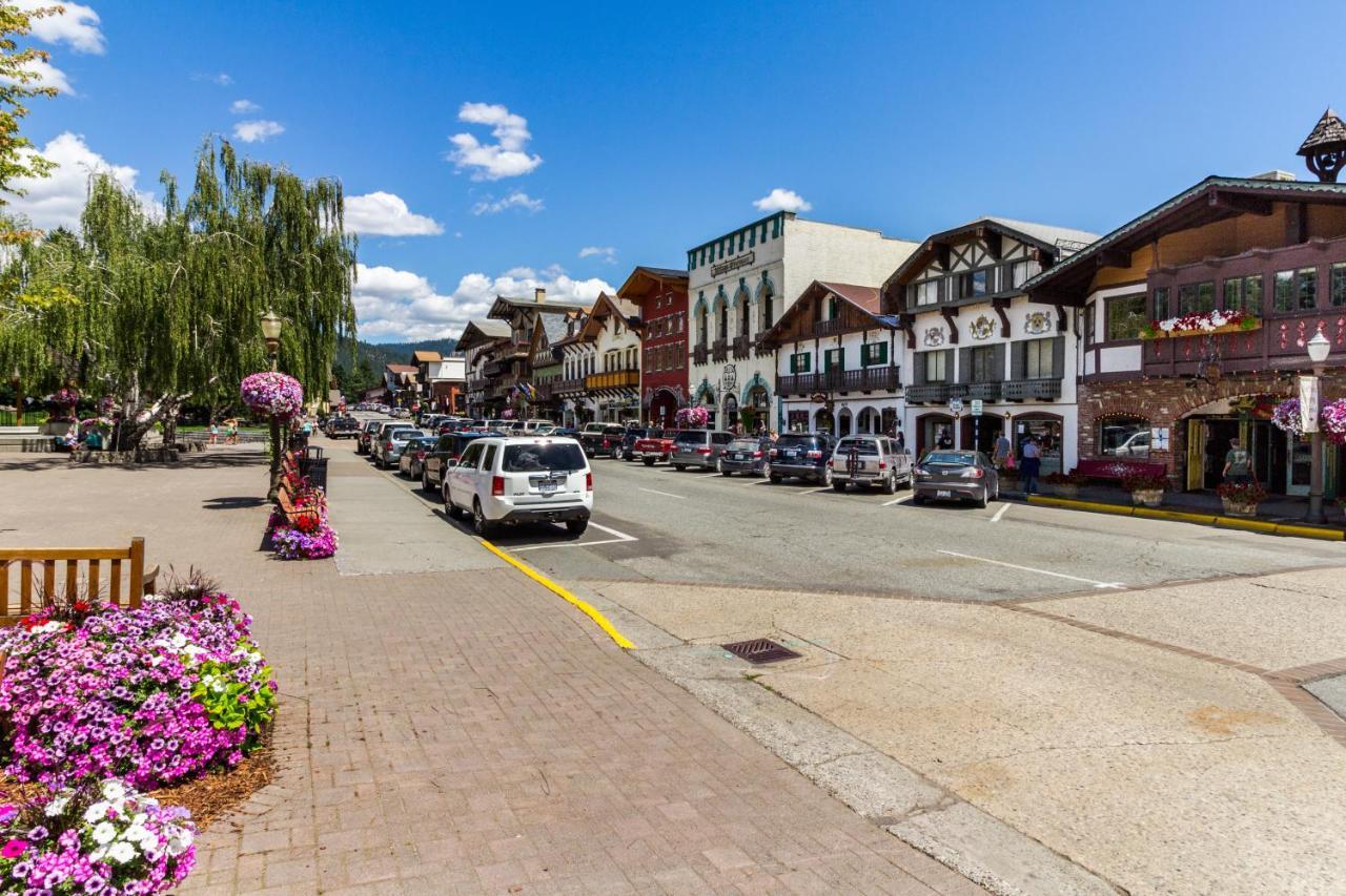 Aspen Suites 505: Enchantment Abode レブンワース エクステリア 写真