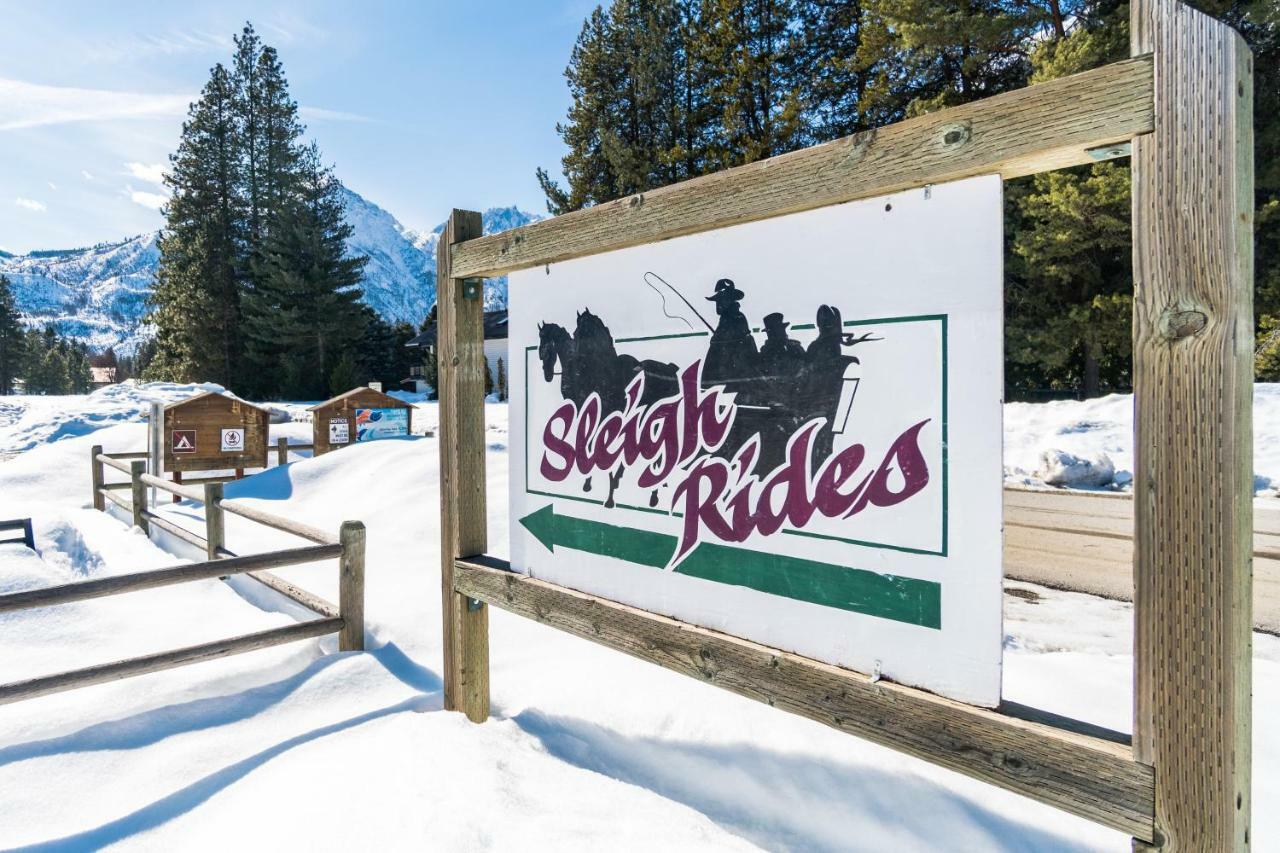 Aspen Suites 505: Enchantment Abode レブンワース エクステリア 写真